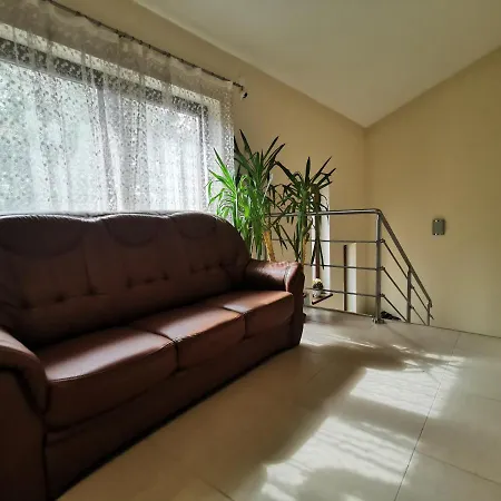 Metropol Panzio * ديبريتْسين