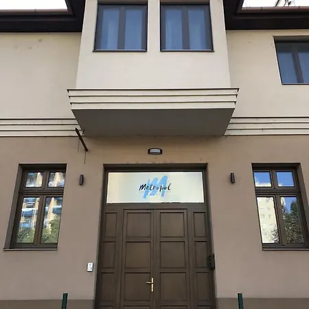 Metropol Panzio ديبريتْسين
